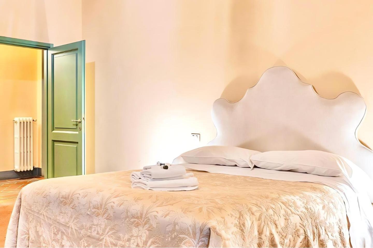 The Luxury Florence Historic Palace Of Santa Croce Екстериор снимка